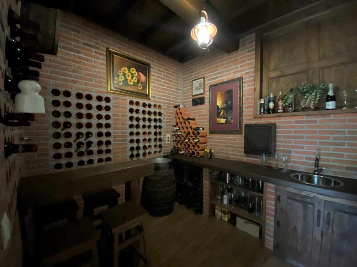 אריונדס Casa De Los Carpinteros מראה חיצוני תמונה